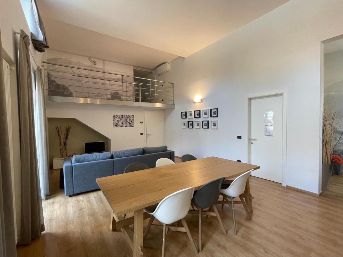 Lovely Loft Molo Menaggio Dış mekan fotoğraf